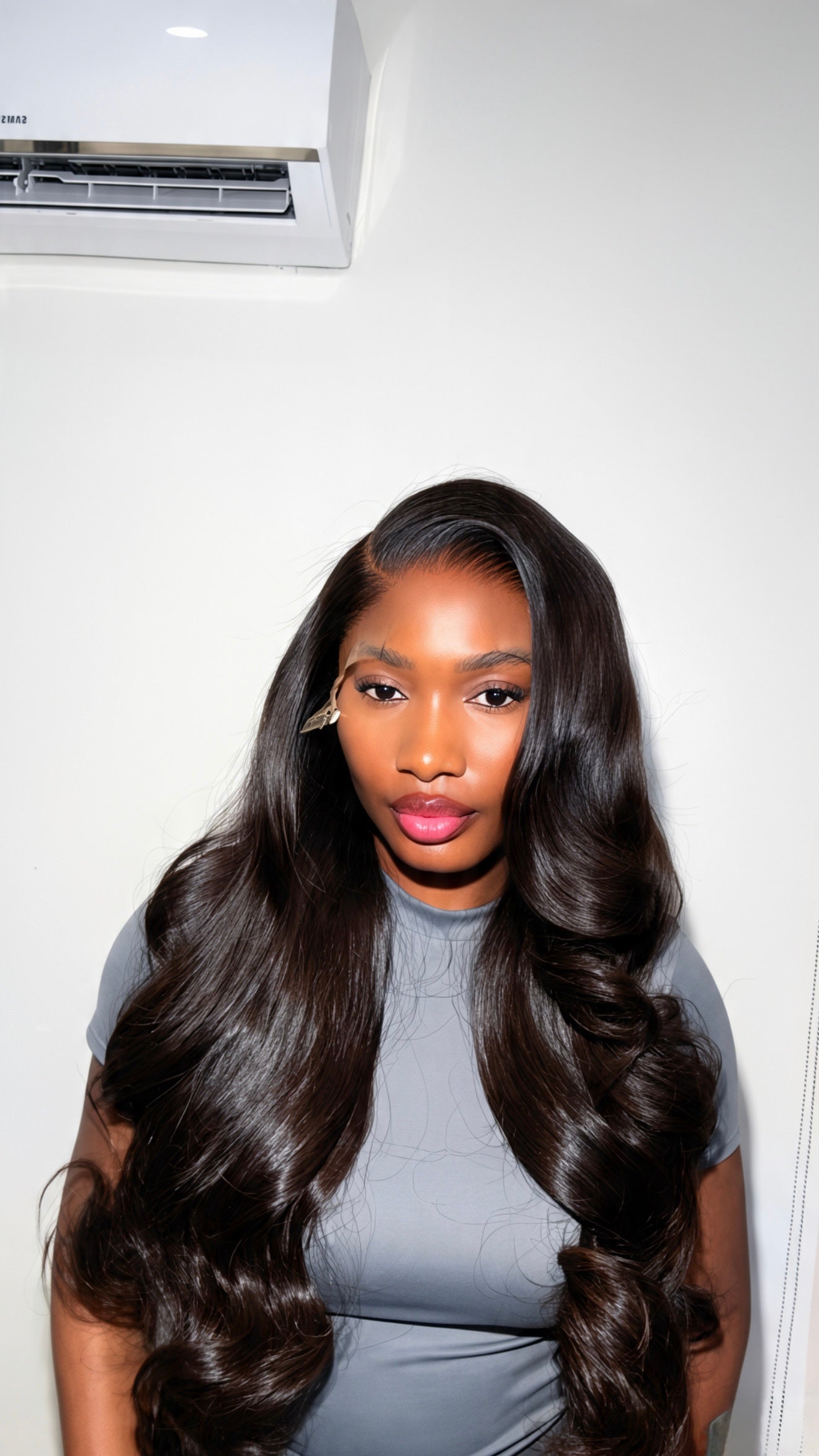 CHOCOLATE WAVY HAIR